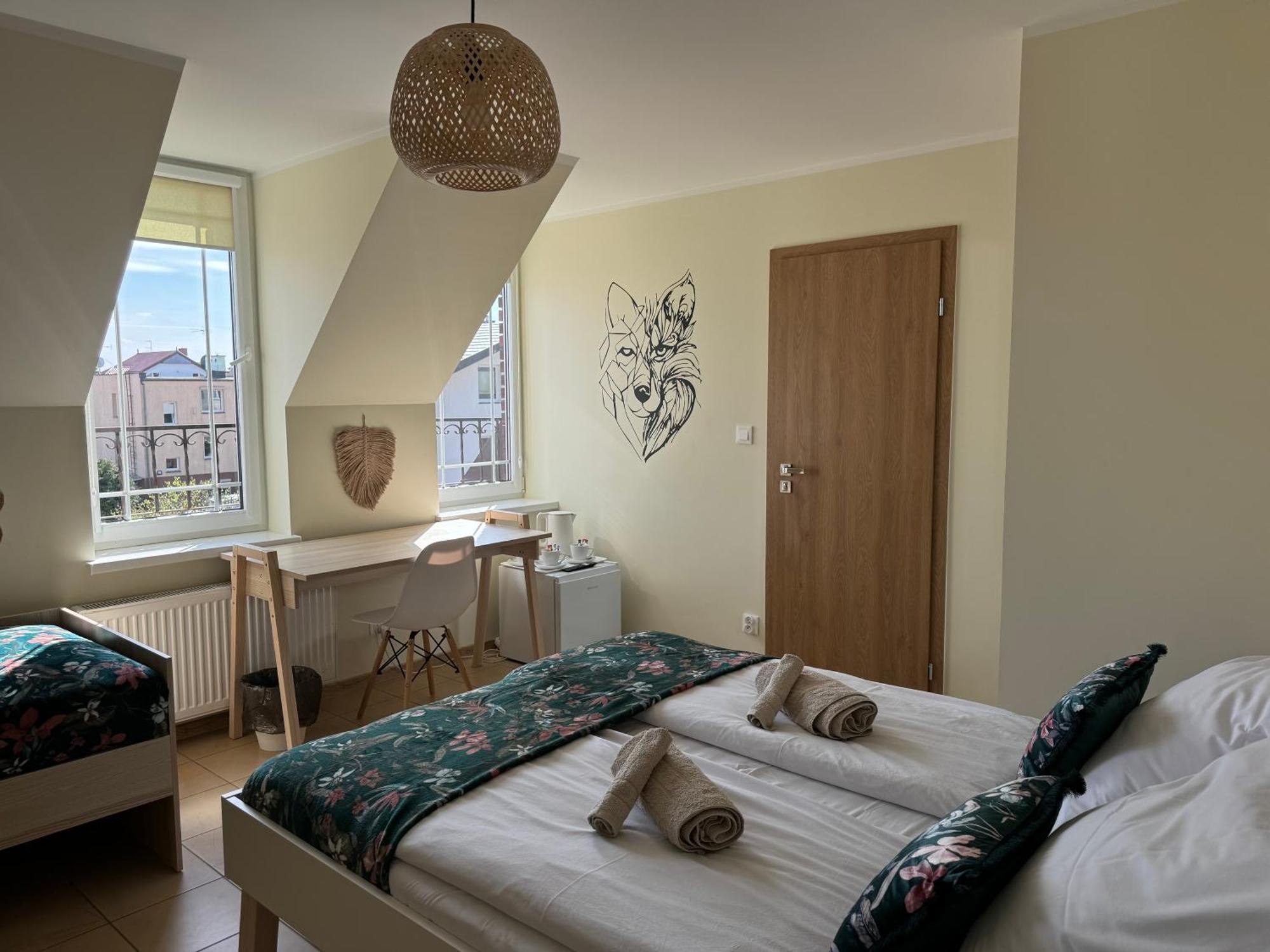 Wilczy Zaulek Hotel Mielno  Bagian luar foto